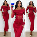 Abito bordeaux con trasparenza
