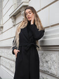 Cappotto nero con cintura