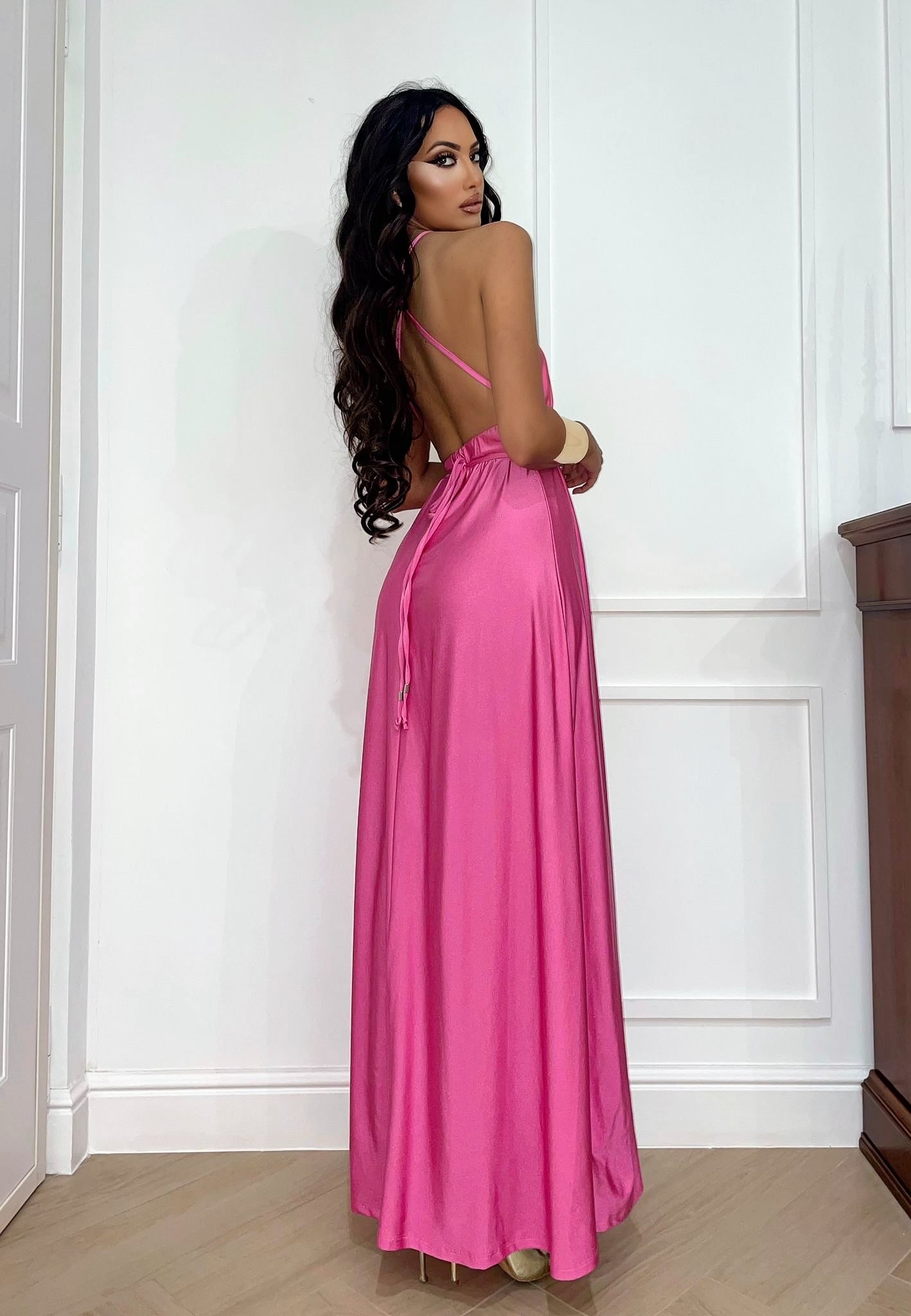 Abito lungo in raso rosa barbie