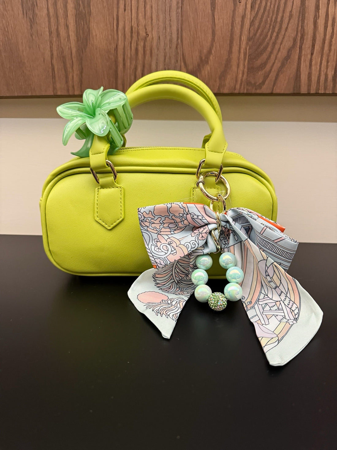 Borsa lime con charm