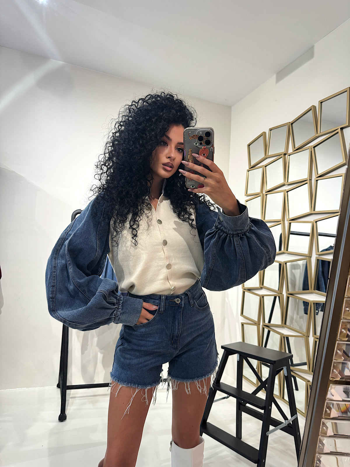 Maglioncino con dettaglio in denim
