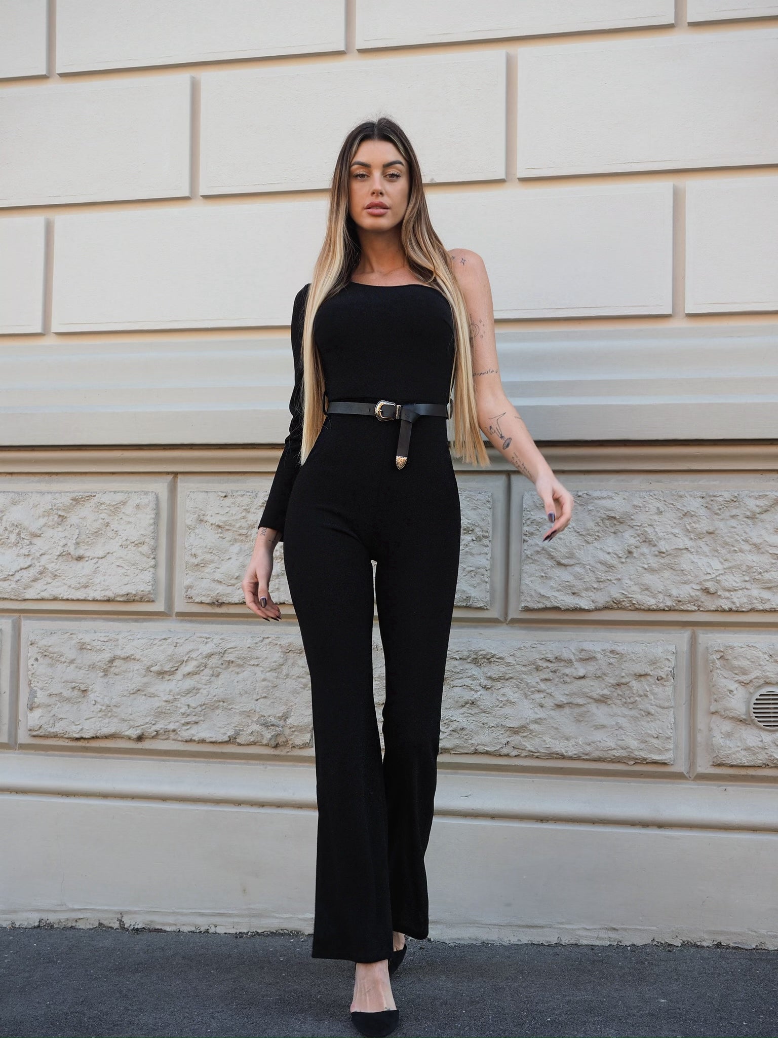 Tuta monospalla nera glitter con cintura