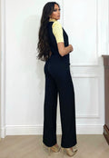 Completo smanicato e pantalone nero