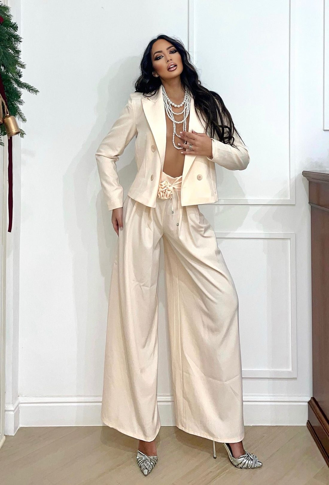 Set pantalone e giacca cipria
