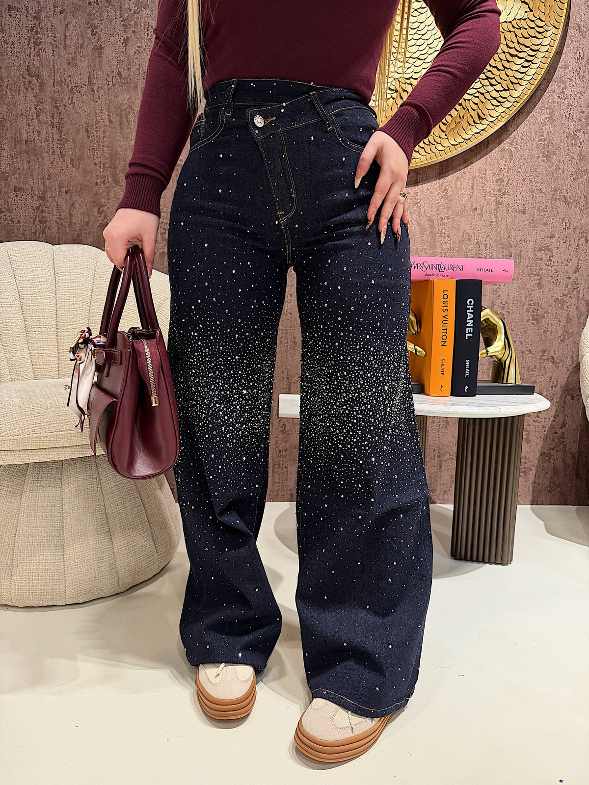 Jeans a Vita Asimmetrica Twist Up con brillantini