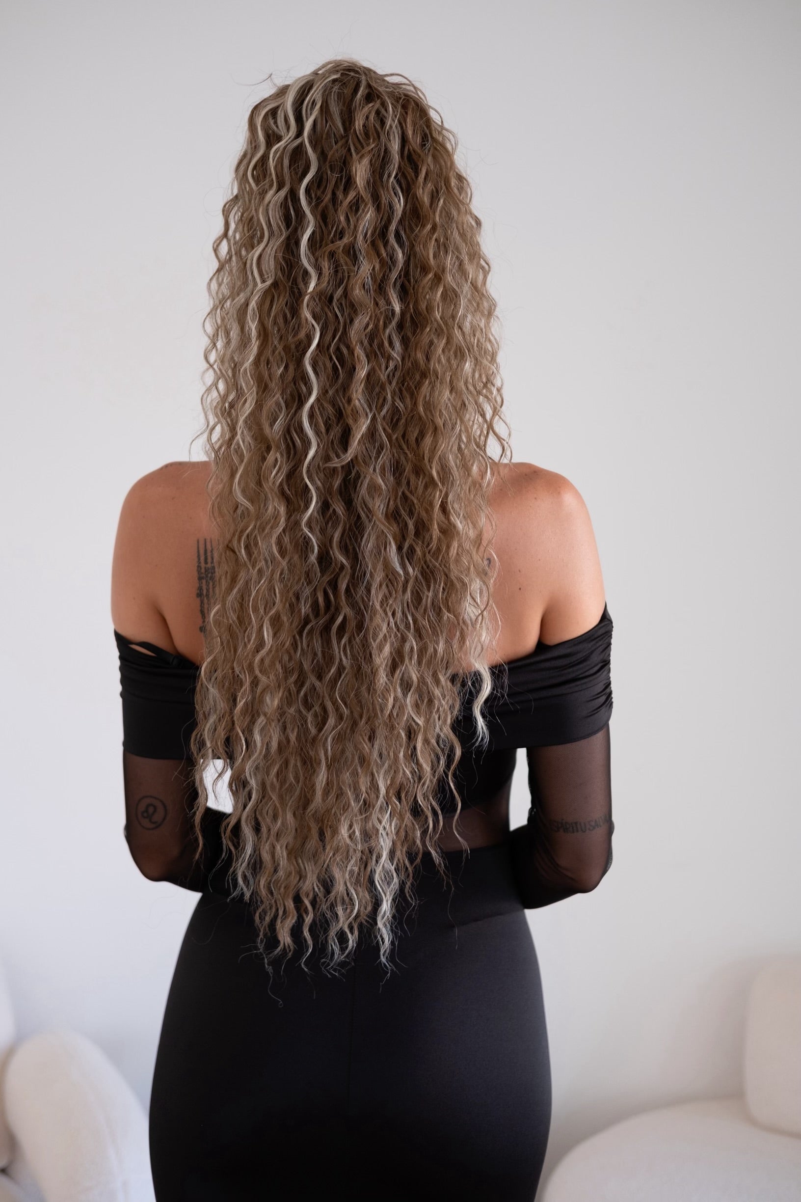 Coda 70cm Riccia con coulisse vari colori