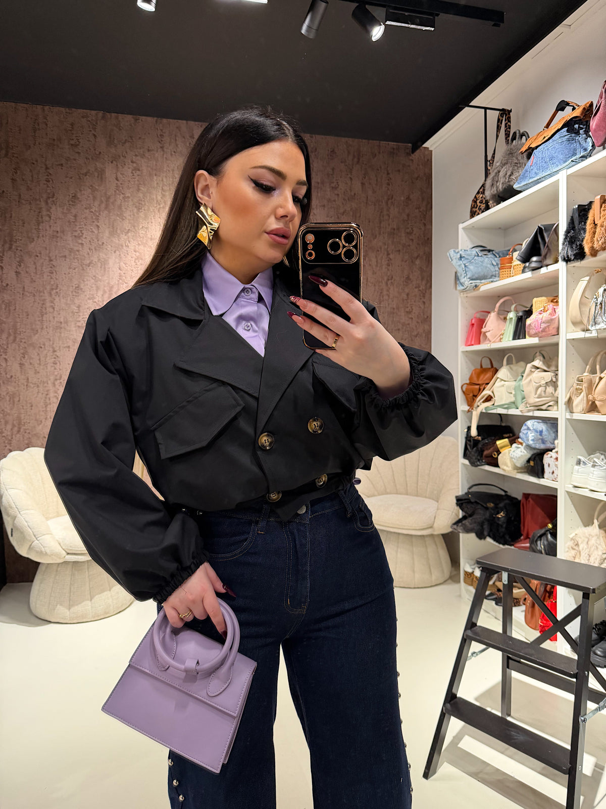 Trench con elastico