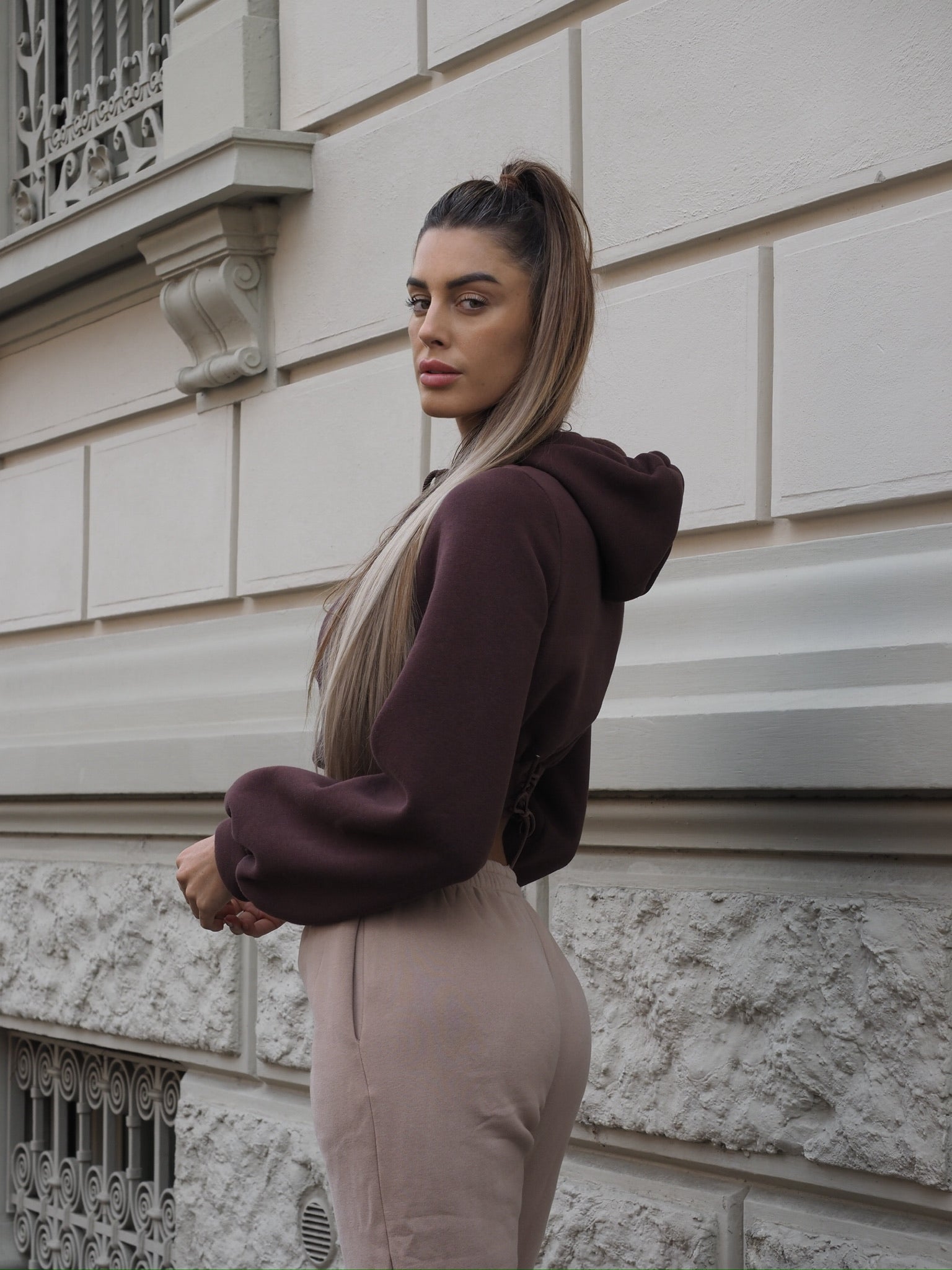 Felpa crop choco con lacci