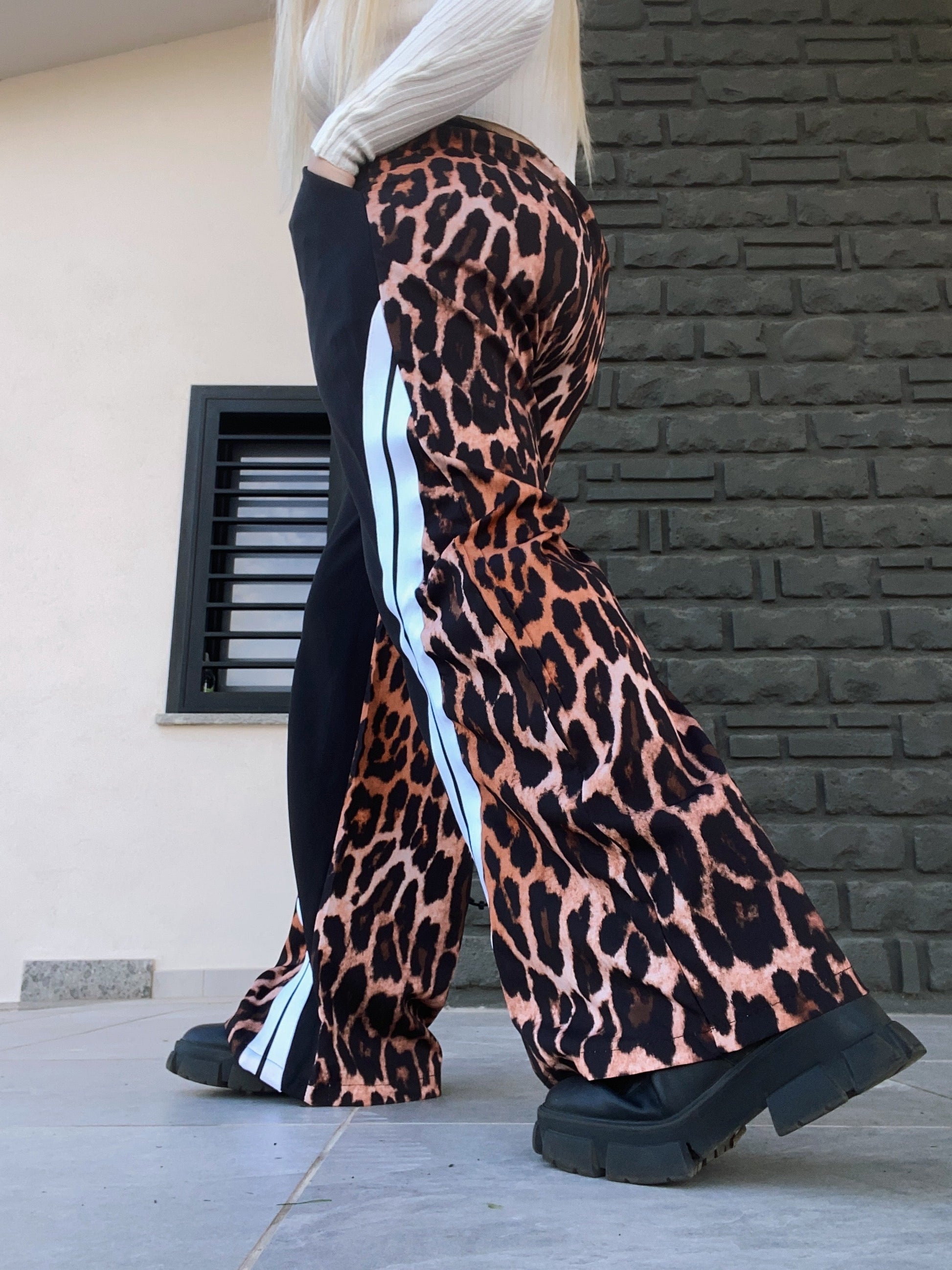 Pantatuta animalier black