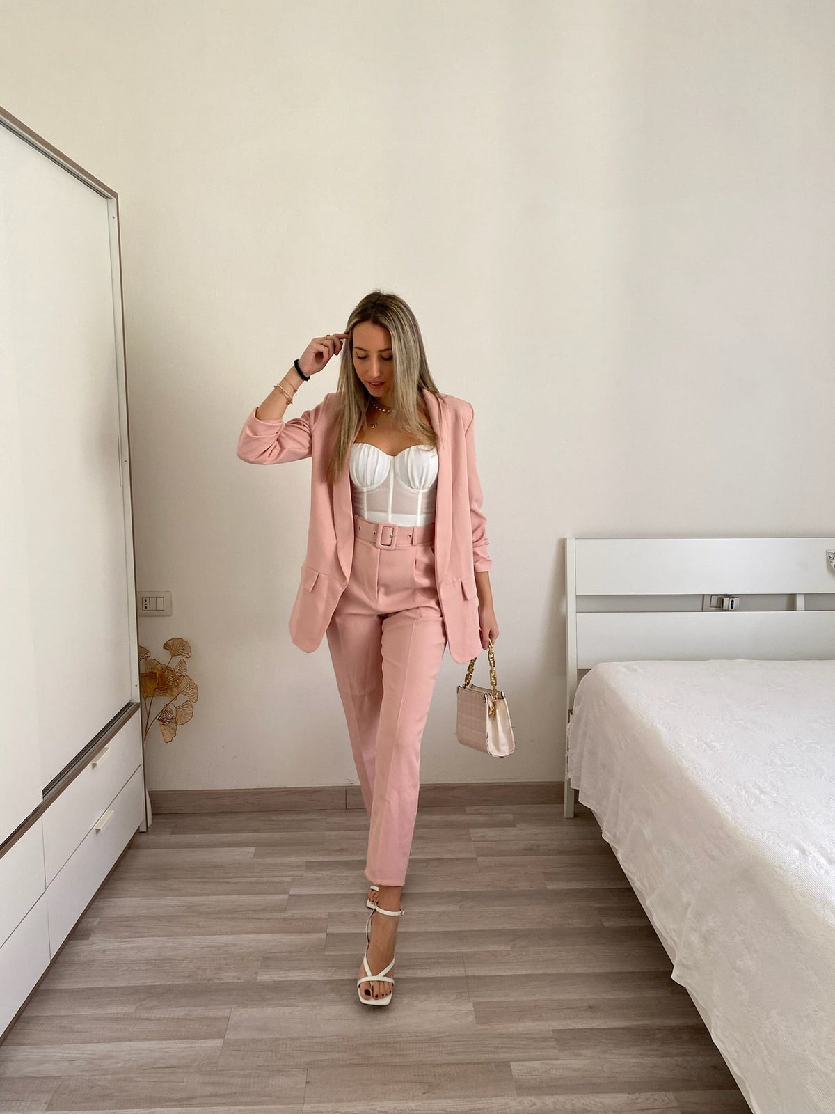 Completo giacca e pantaloni cipria