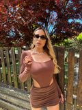 Completo body e gonna caffè
