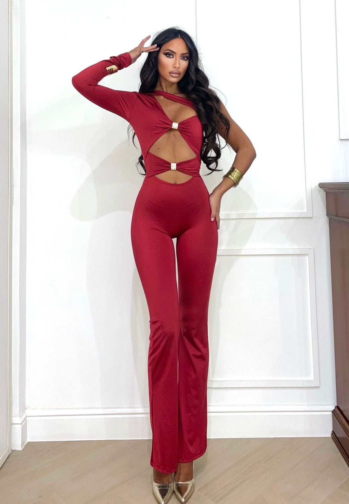 Tuta monospalla con strass rosso