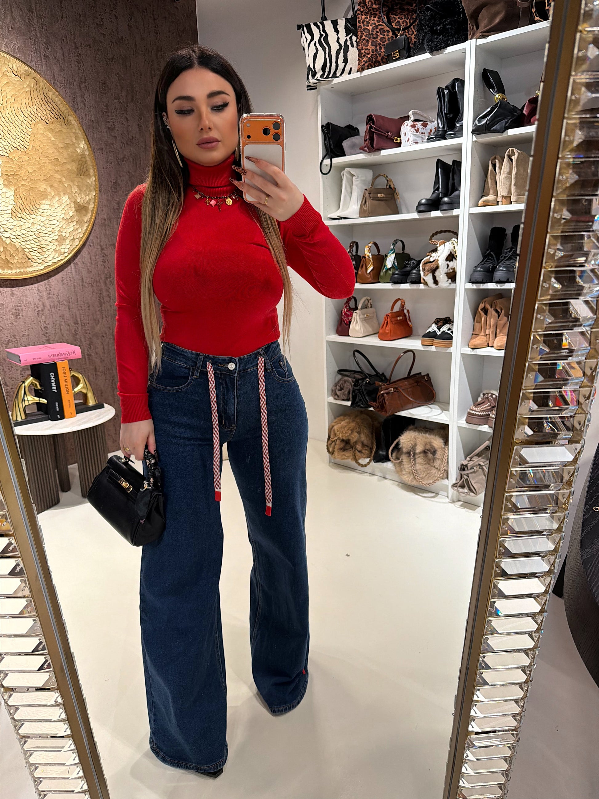 Jeans love con ricami