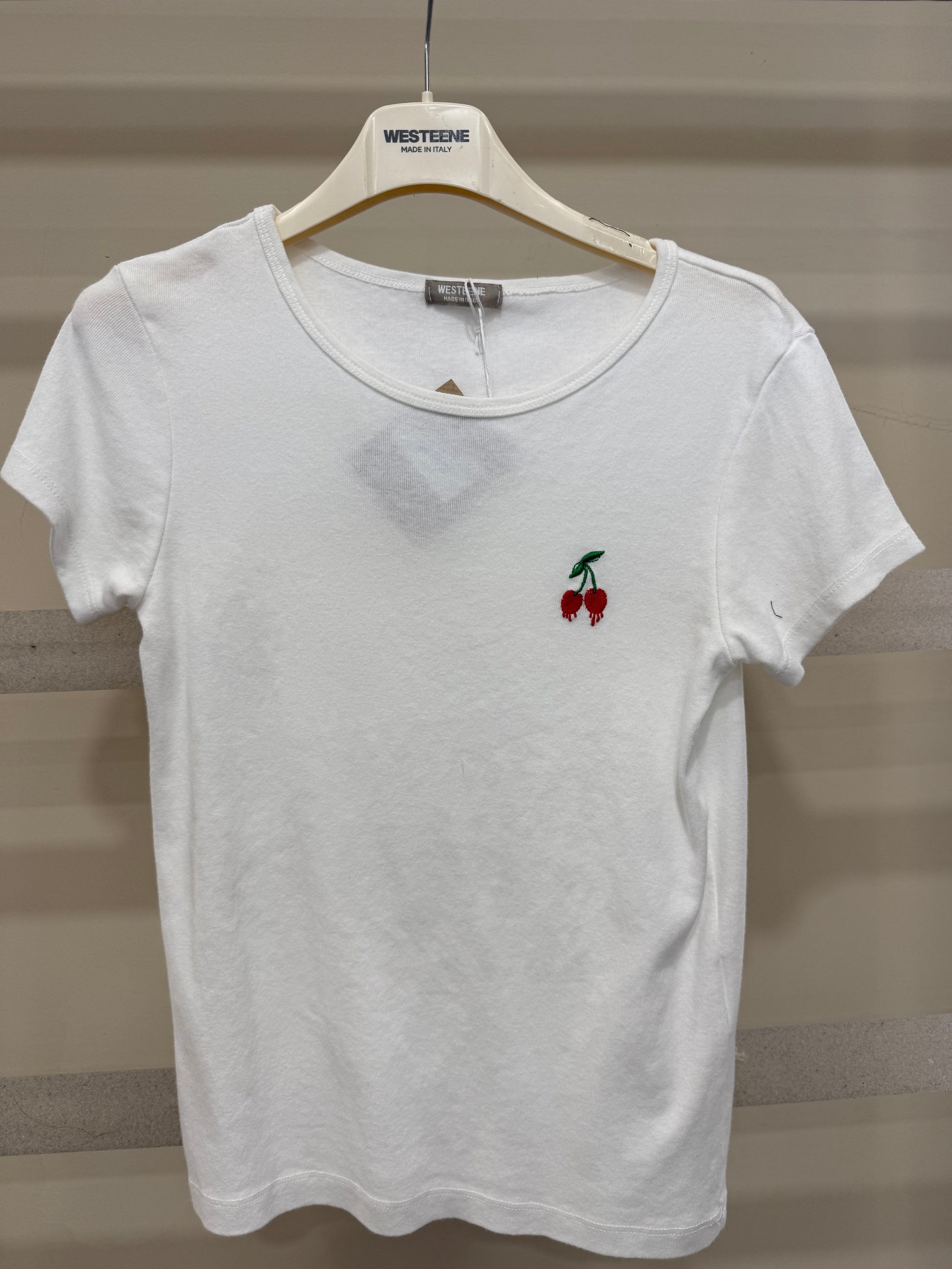 T-shirt con ciliegie