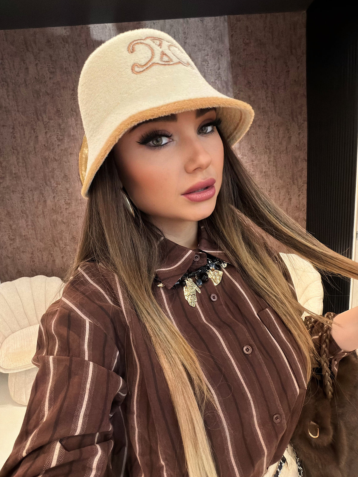 Cappelli sciarpe e guanti