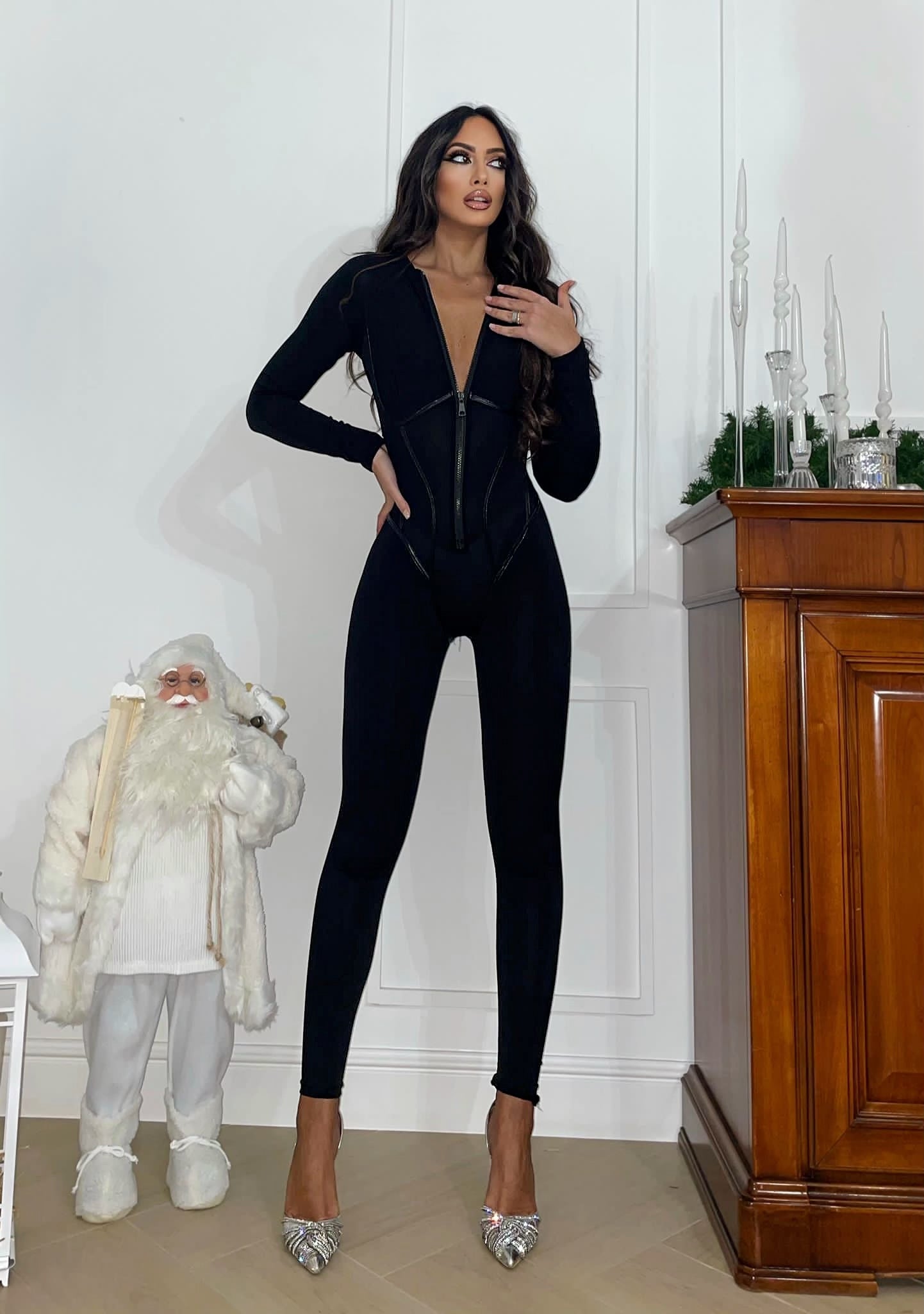 Tuta silhouette nera