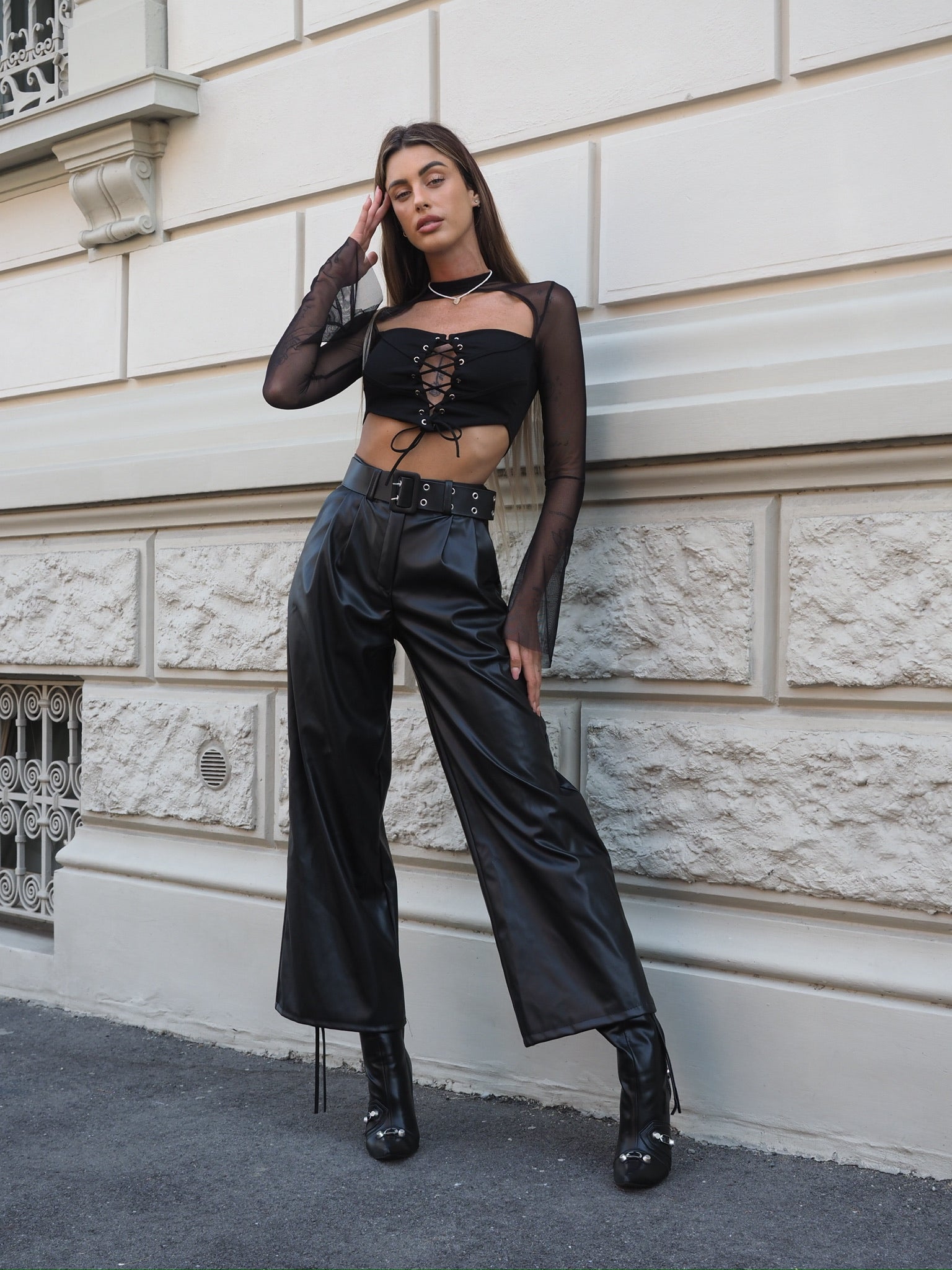 Pantalone ecopelle con cintura