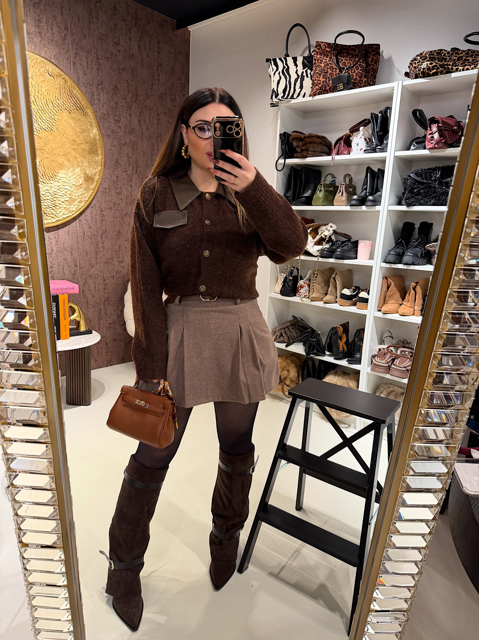 Cardigan Mocha Charm
