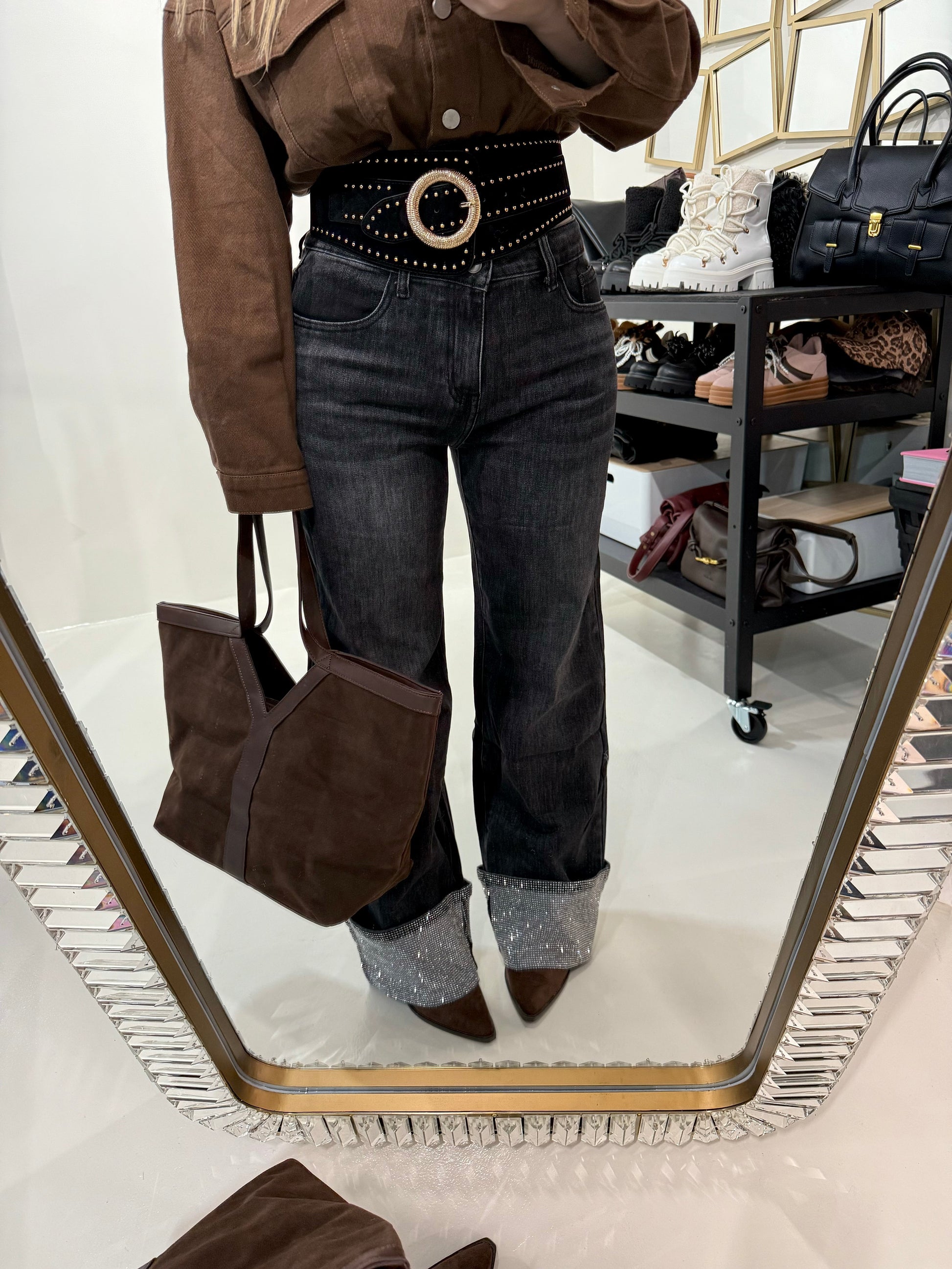 Jeans con risvolto e strass