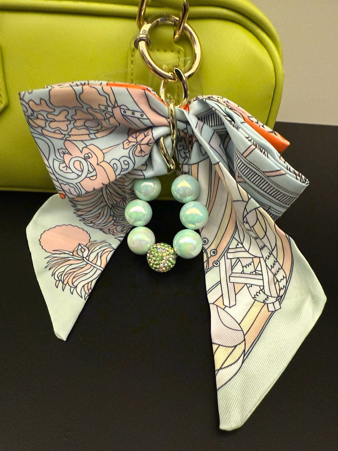 Borsa lime con charm