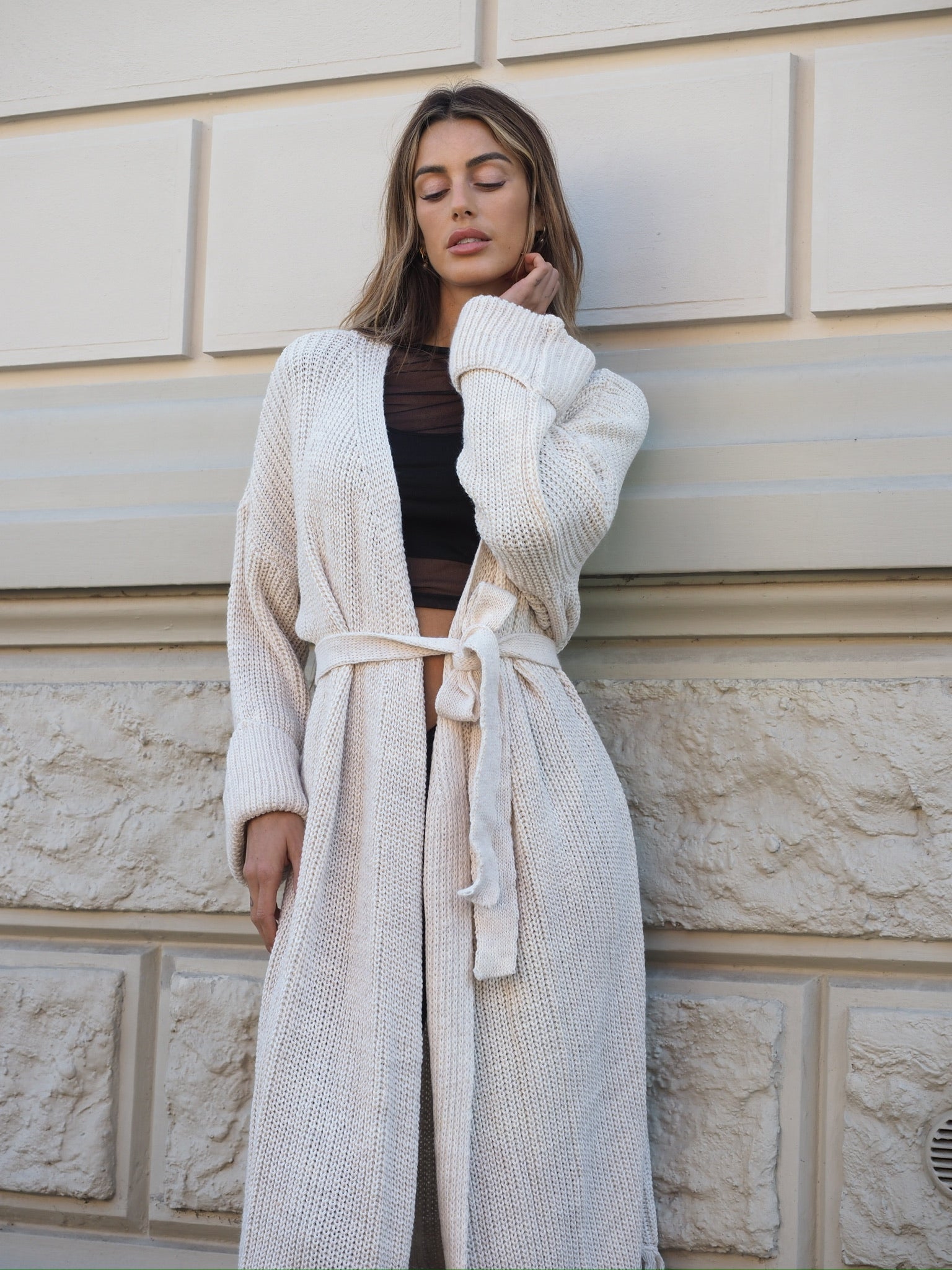 Maxi cardigan beige con frange