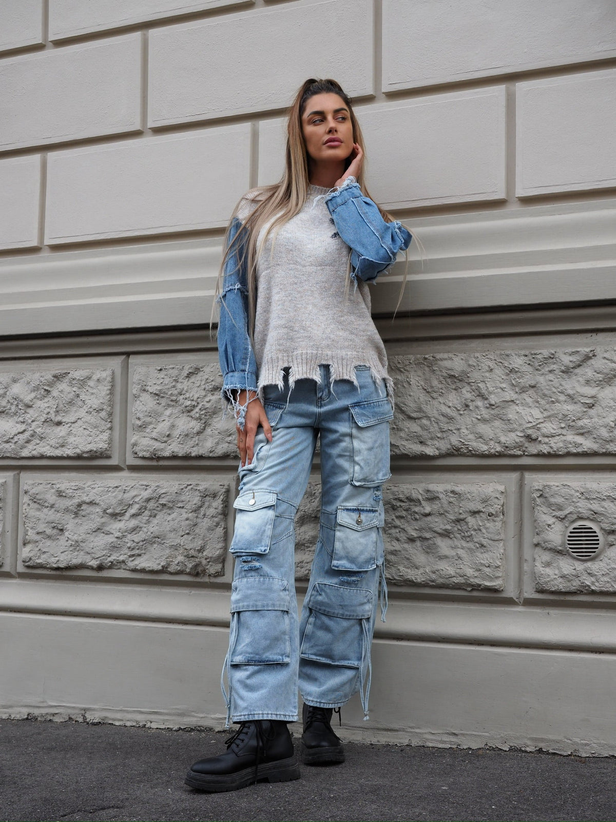 Maglione over con dettaglio in jeans