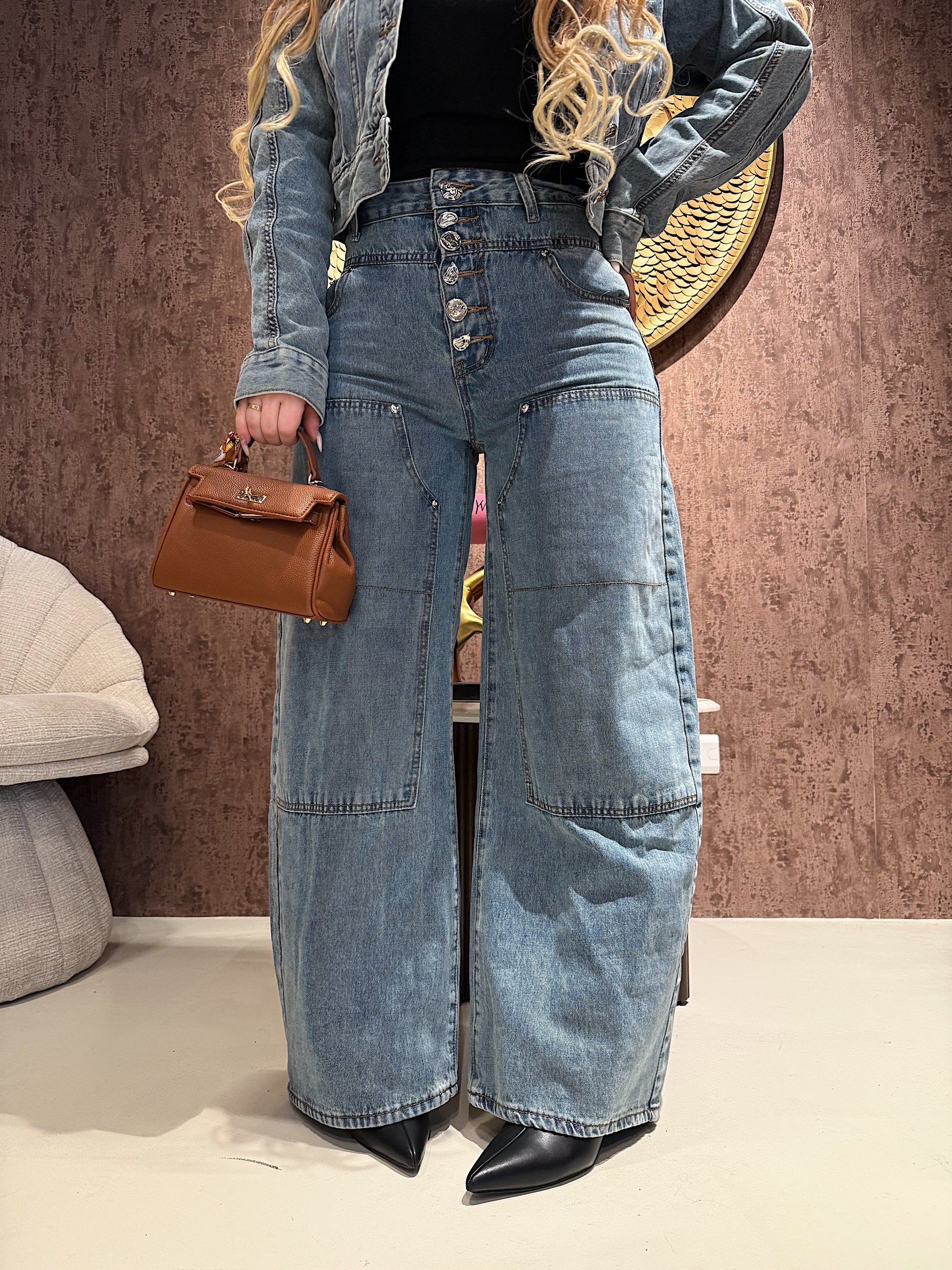 Completo vintage button