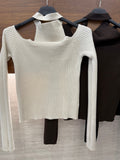 Maglia a costine con choker