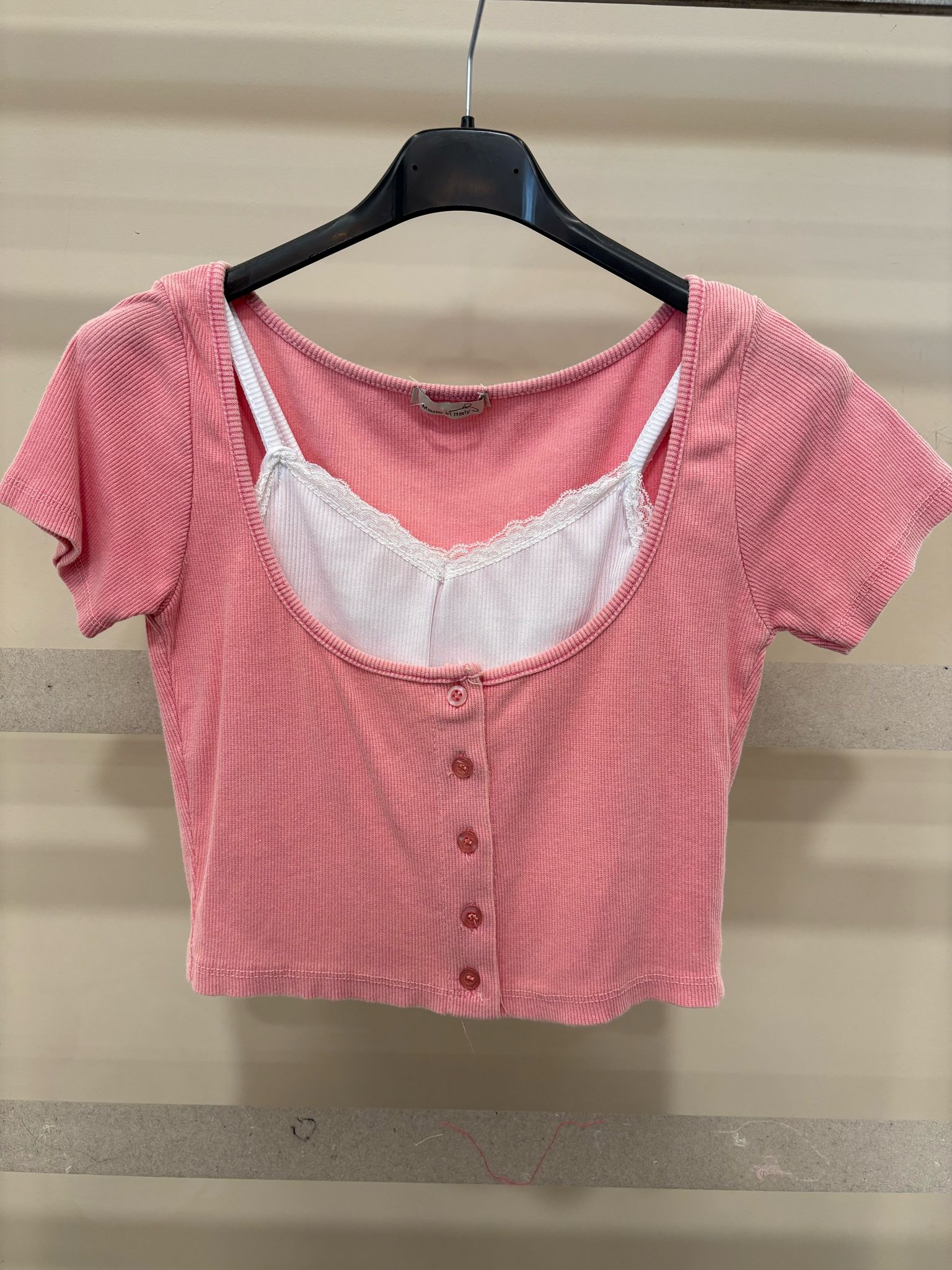 Maglia rosa con canotta