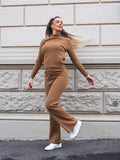 Completo basic maglia e pantalone Camel