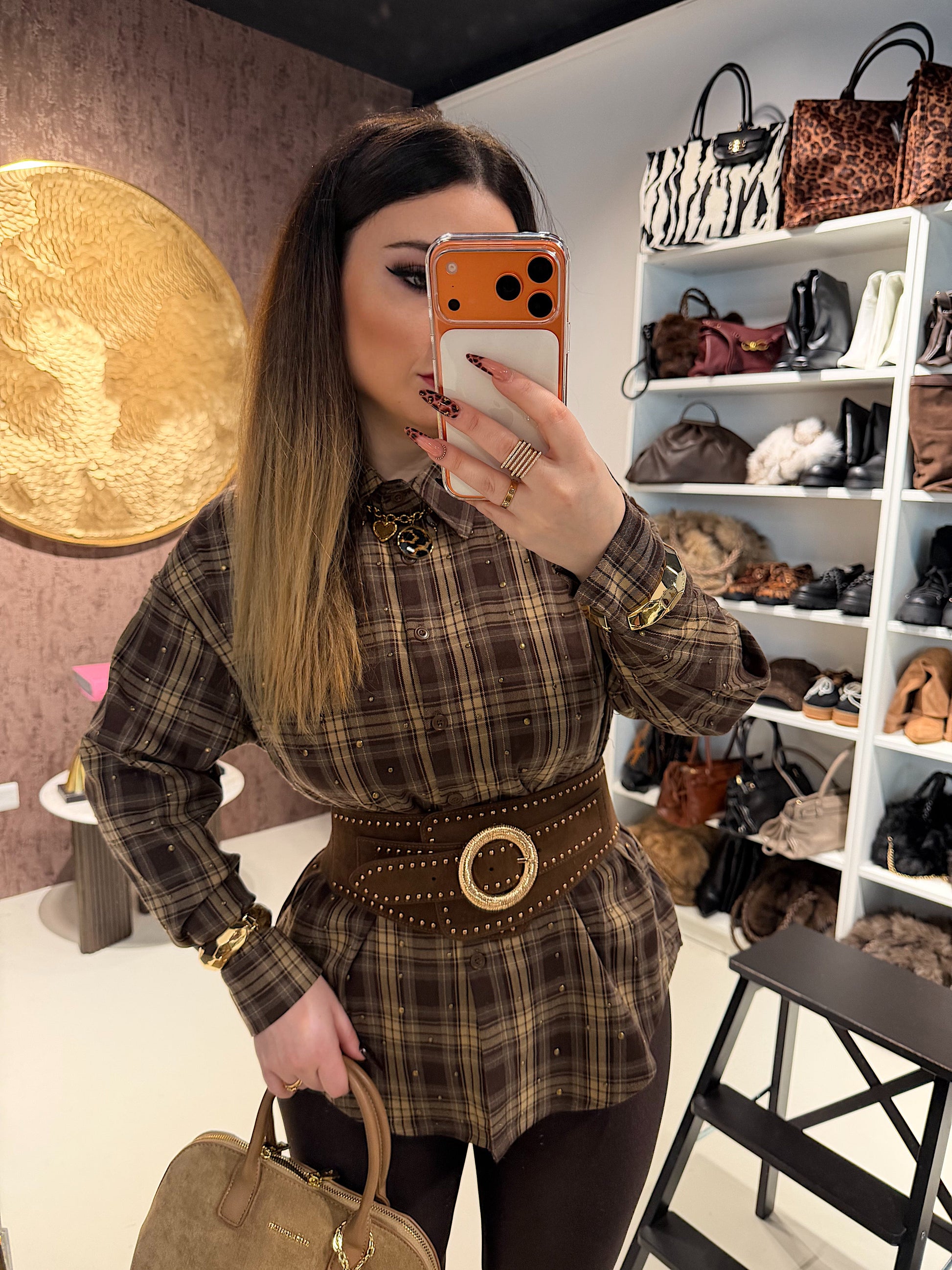 Maxi camicione con borchie