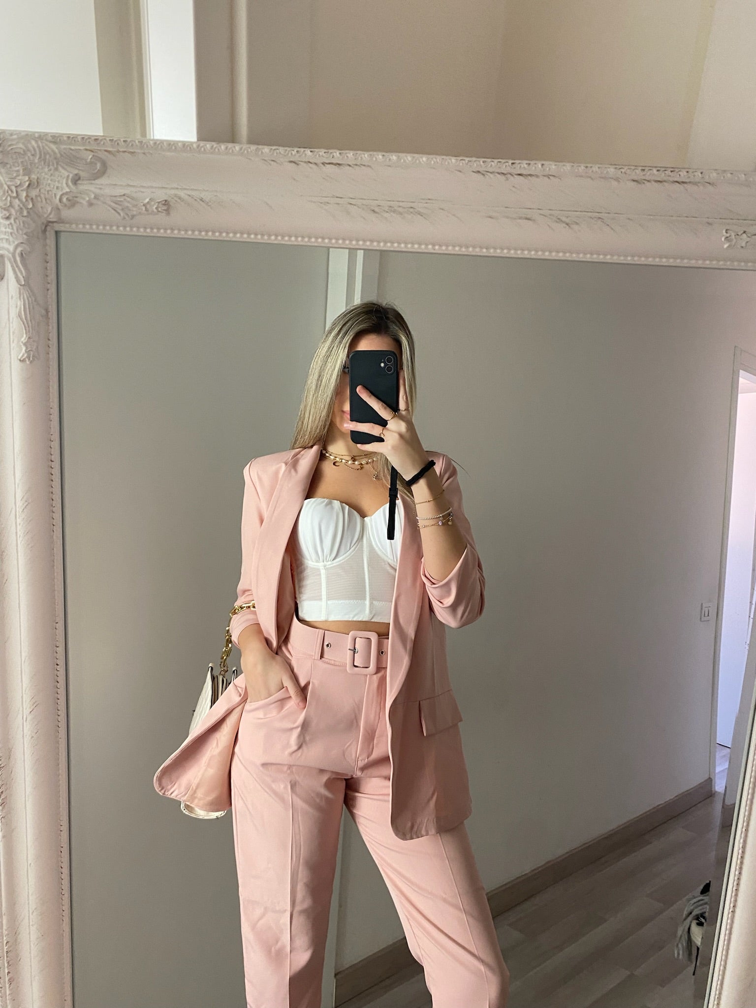 Completo giacca e pantaloni cipria
