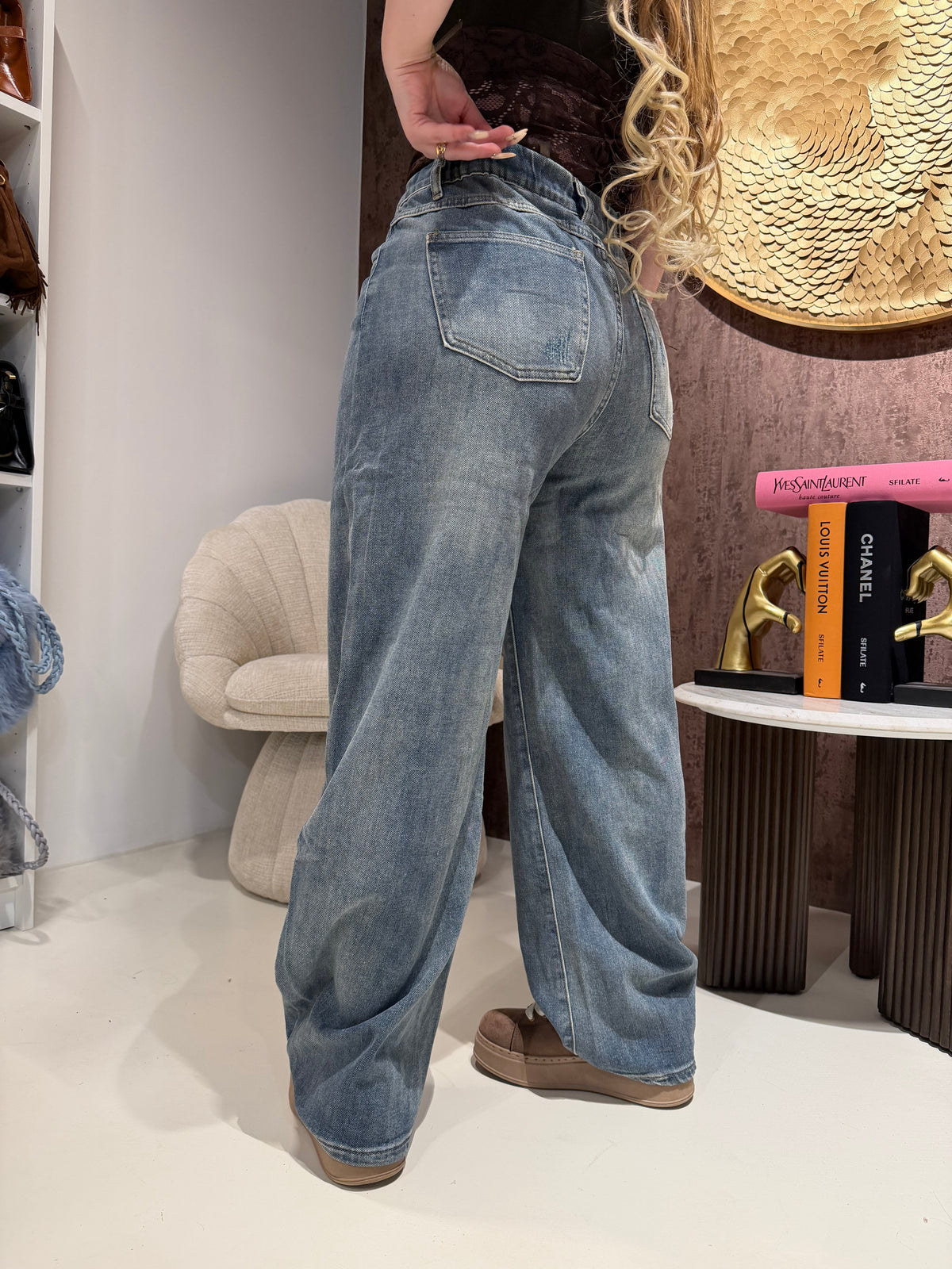 Jeans con Strappi e elastico