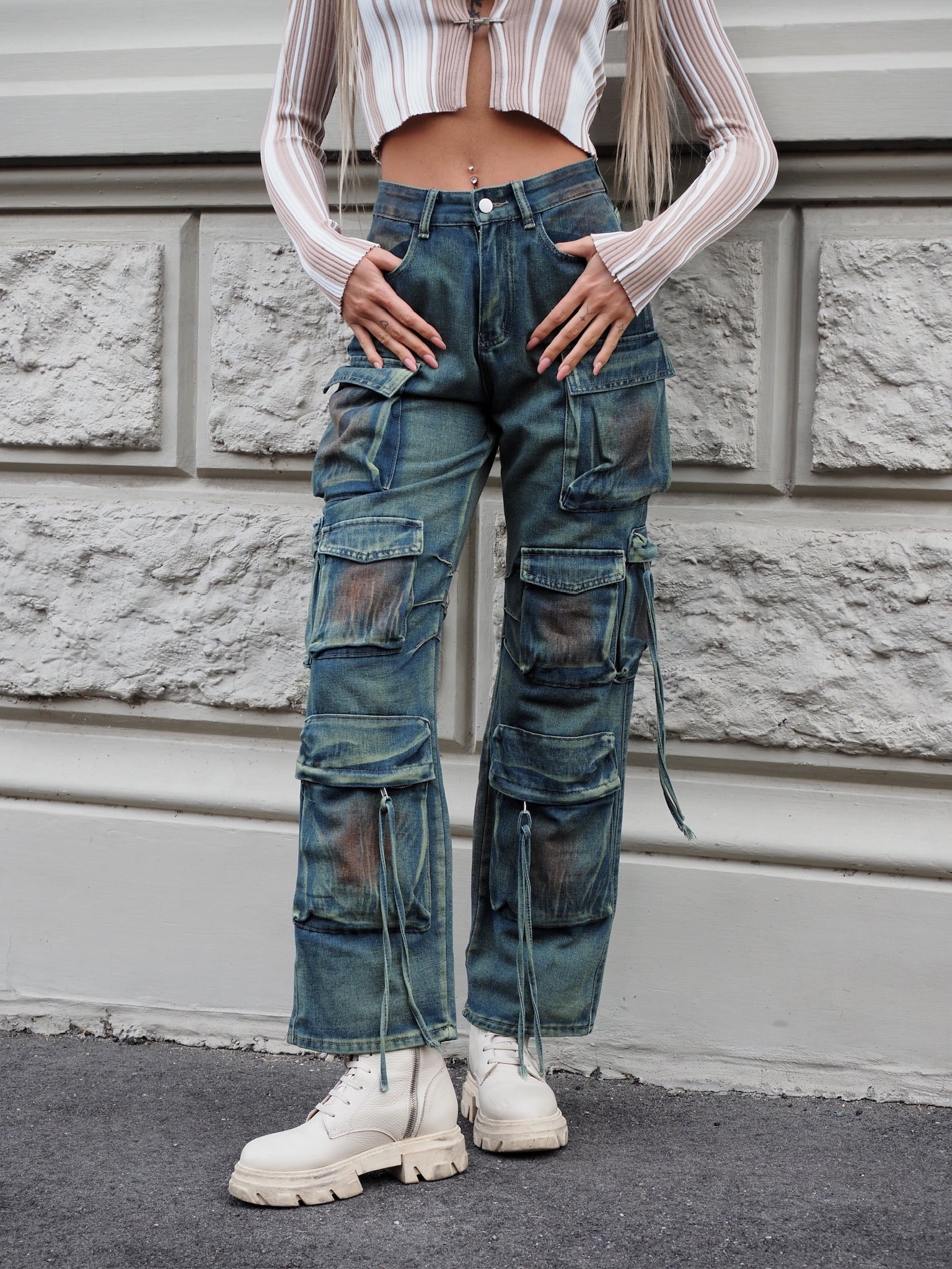 Cargo maxi con tasconi jeans macchiato
