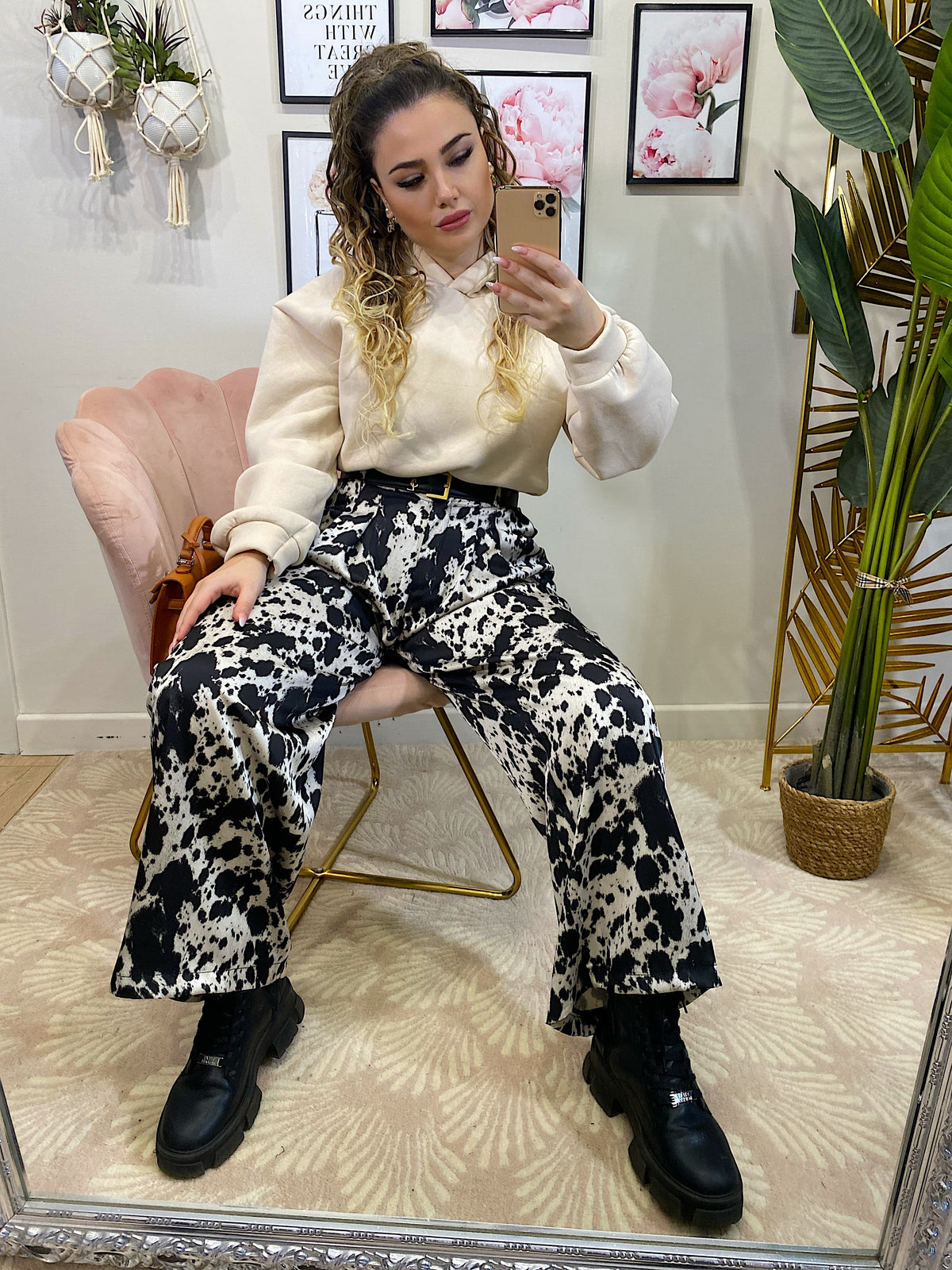 Pantalone in satin bianco nero
