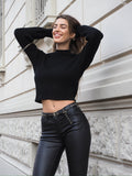 Maglione nero collo alto