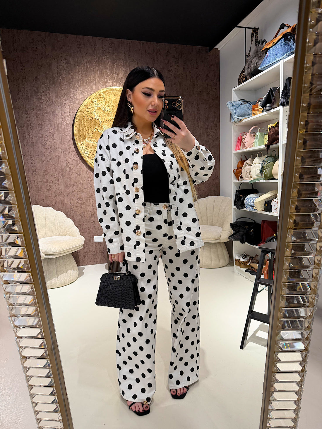 Completo pois camicia e pantalone