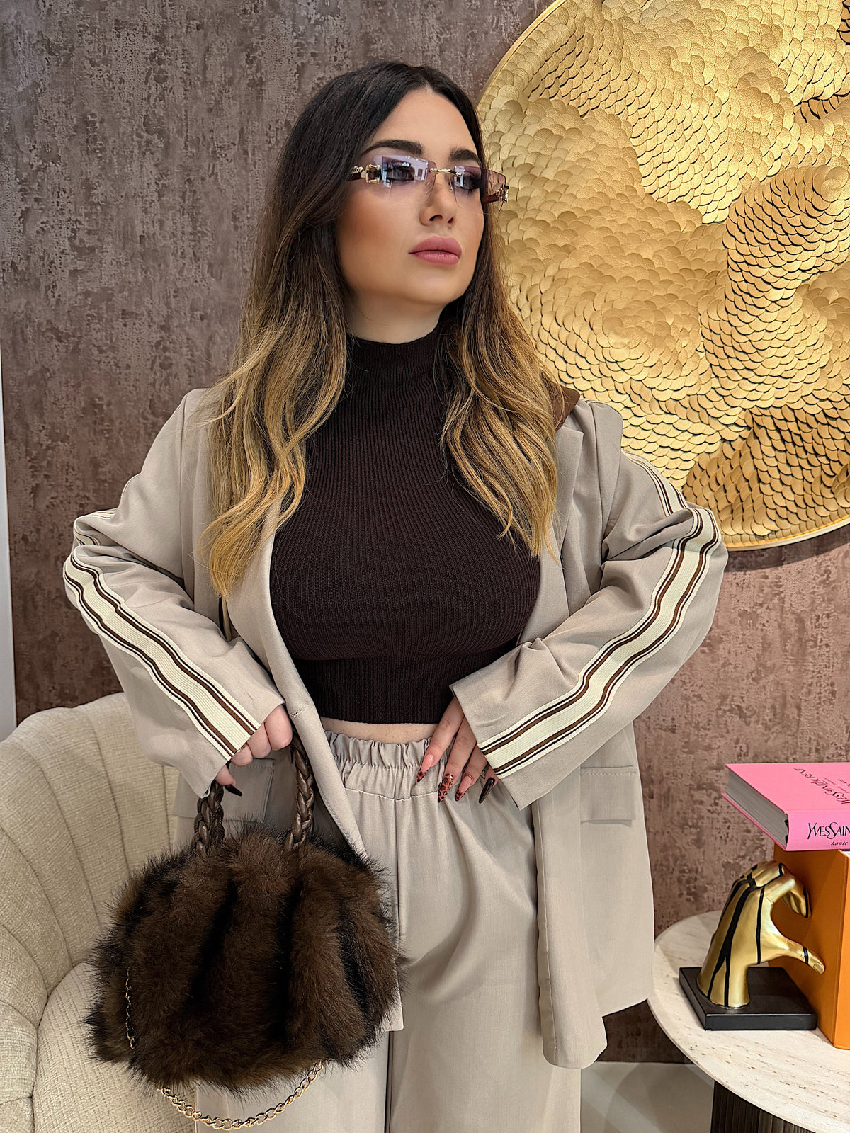 Completo Urban Chic con Cappuccio Marrone
