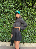 Completo camicia e gonna gessato nero