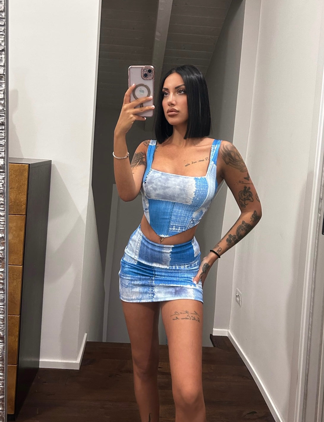Completo top e gonna denim