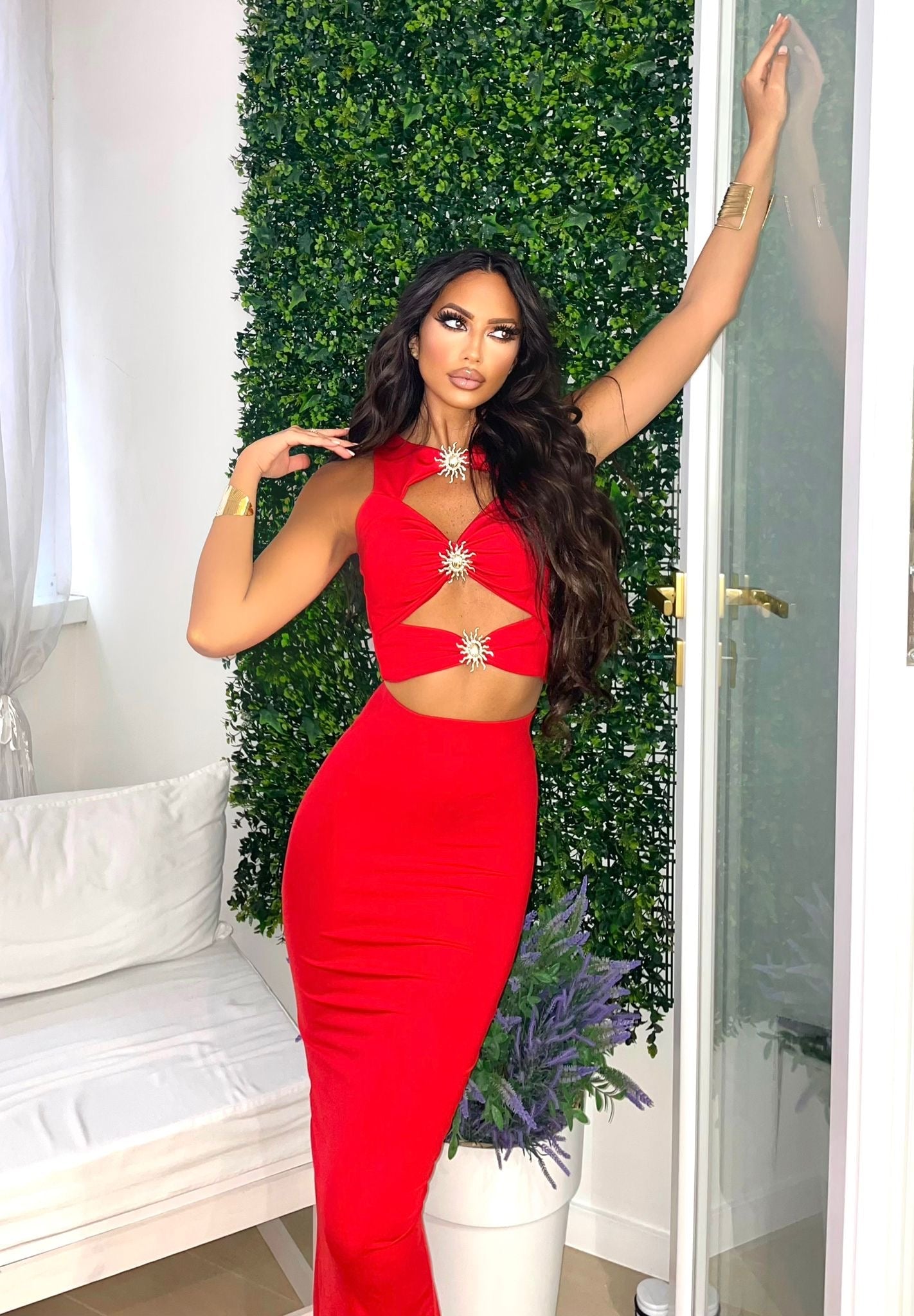 Completo Cut-Out con sole rosso
