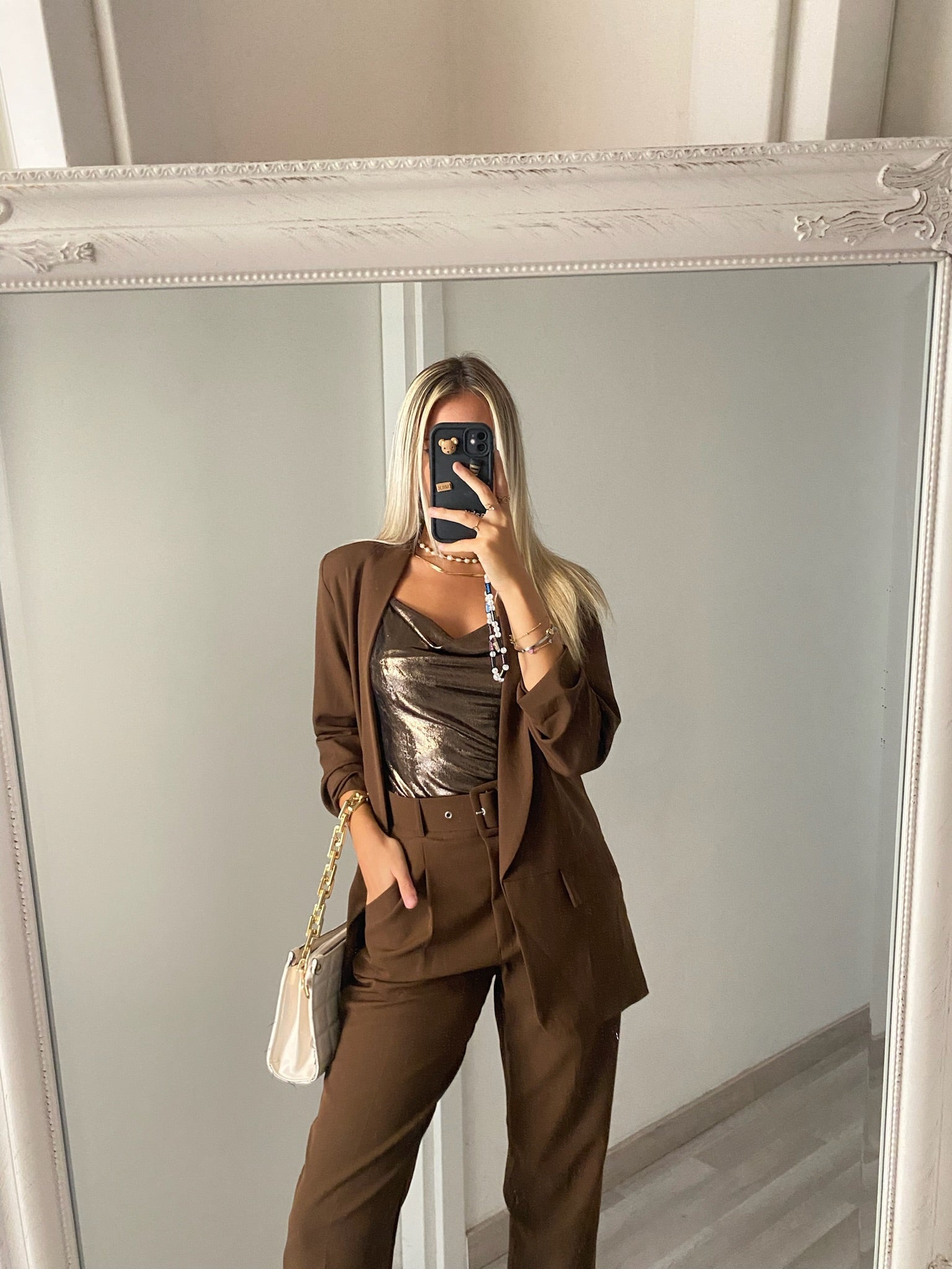 Top con scollo choco