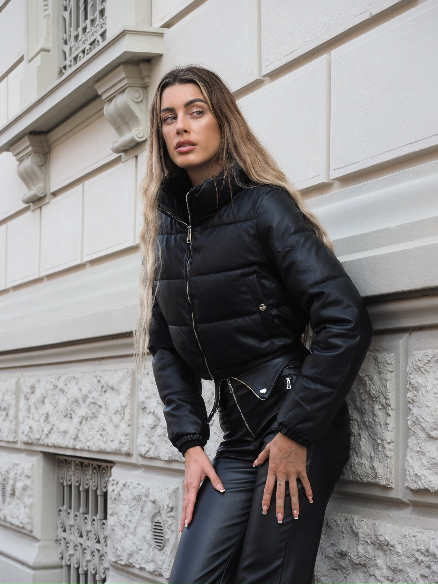 Piumino bomber nero