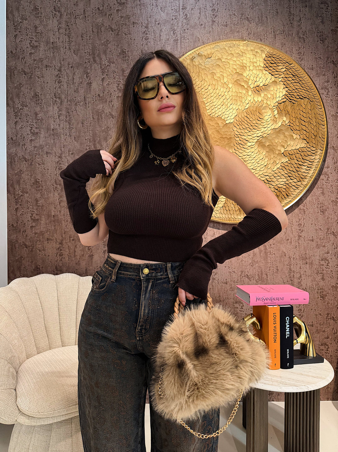 Top a Collo Alto con Manicotti Coordinati