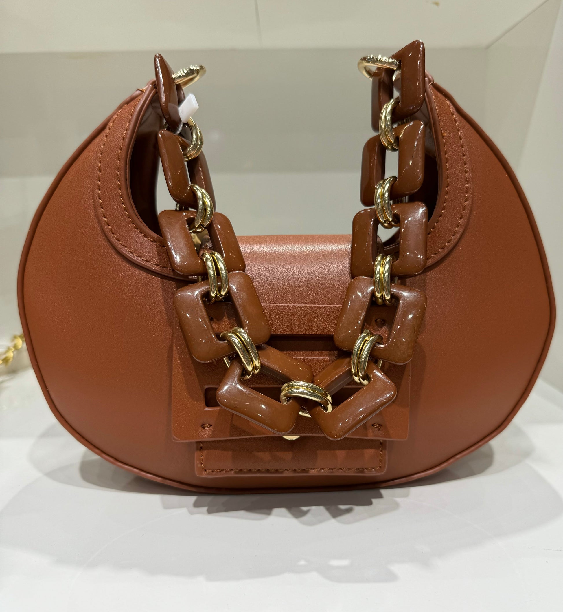 Borsa a mano con catena