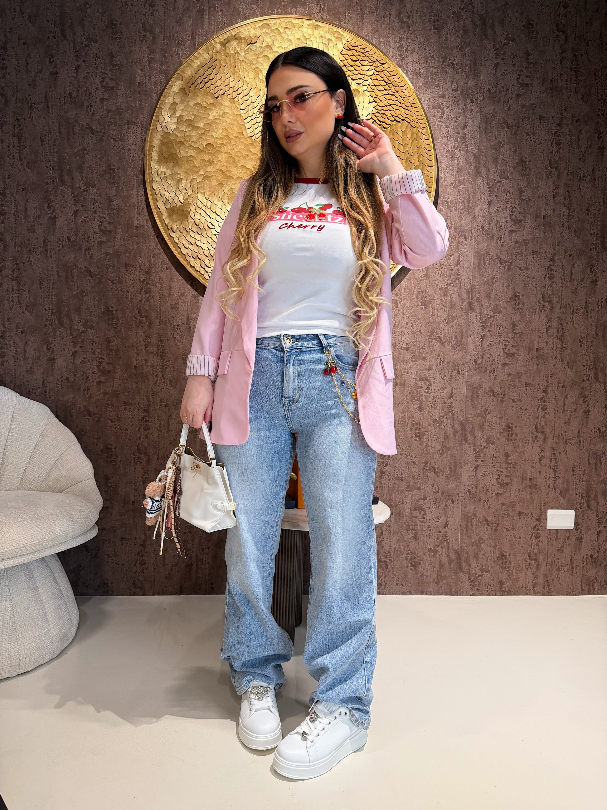 Jeans wide leg con catenina cherry