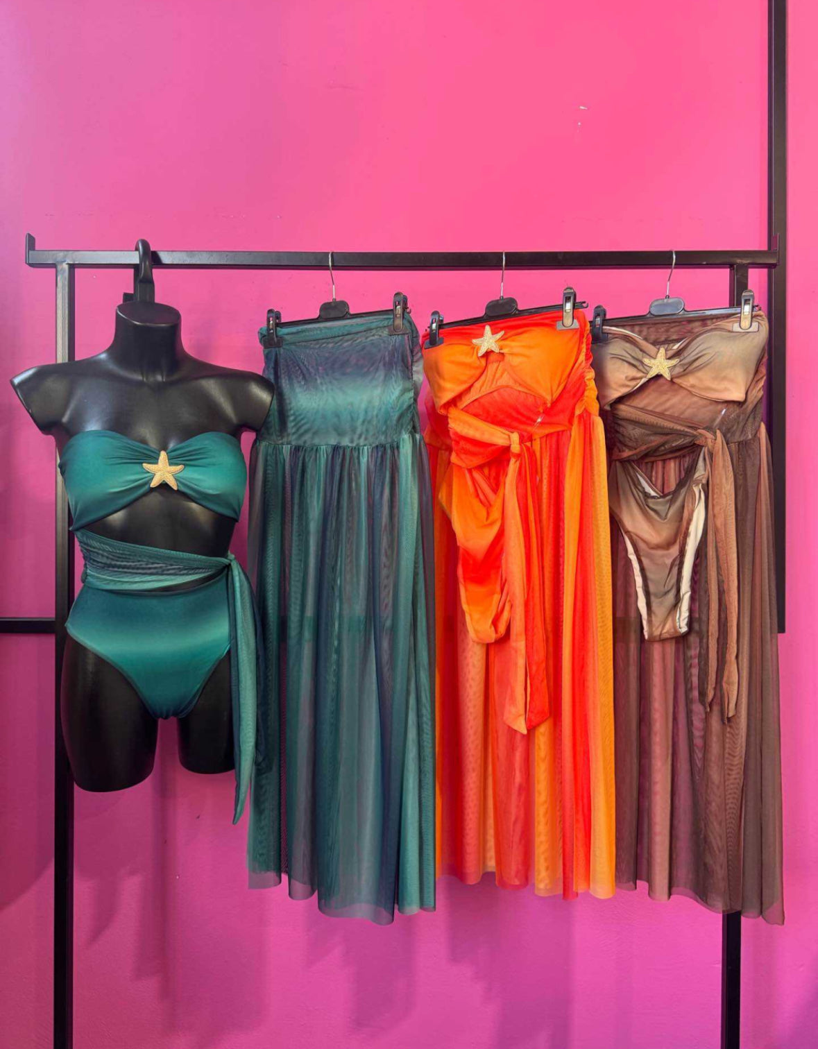 Body due pezzi con stella nude
