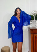 Abito blu con paillettes maniche ampie