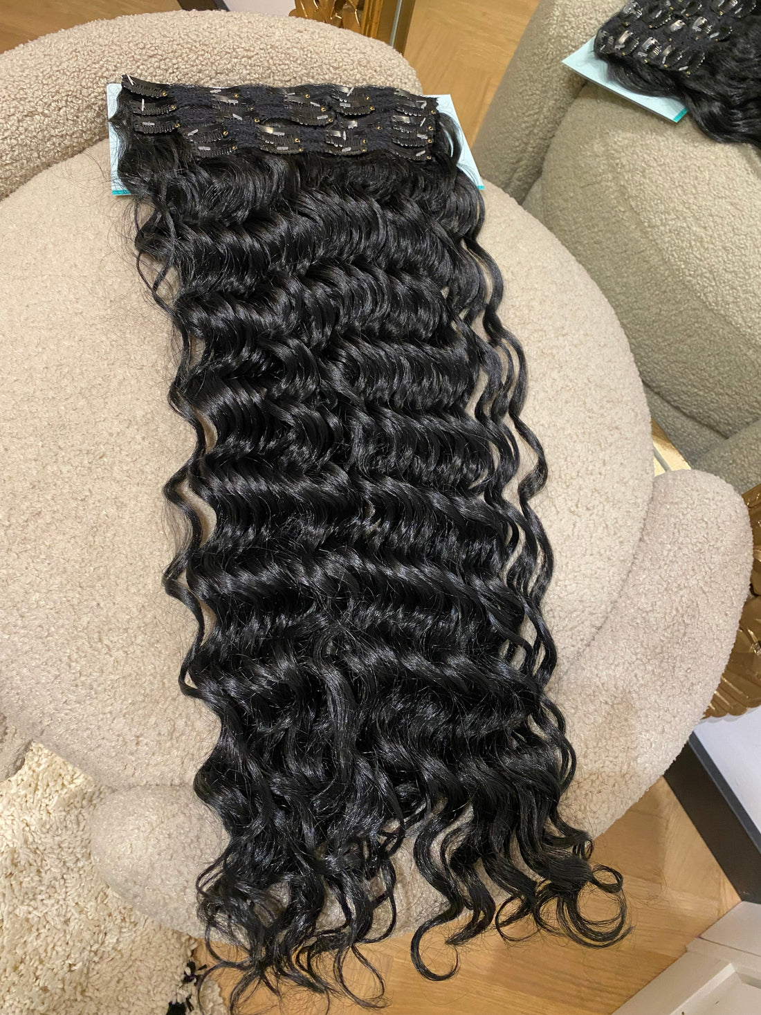 Maxi fascia 7 clip onde morbide con clip nero