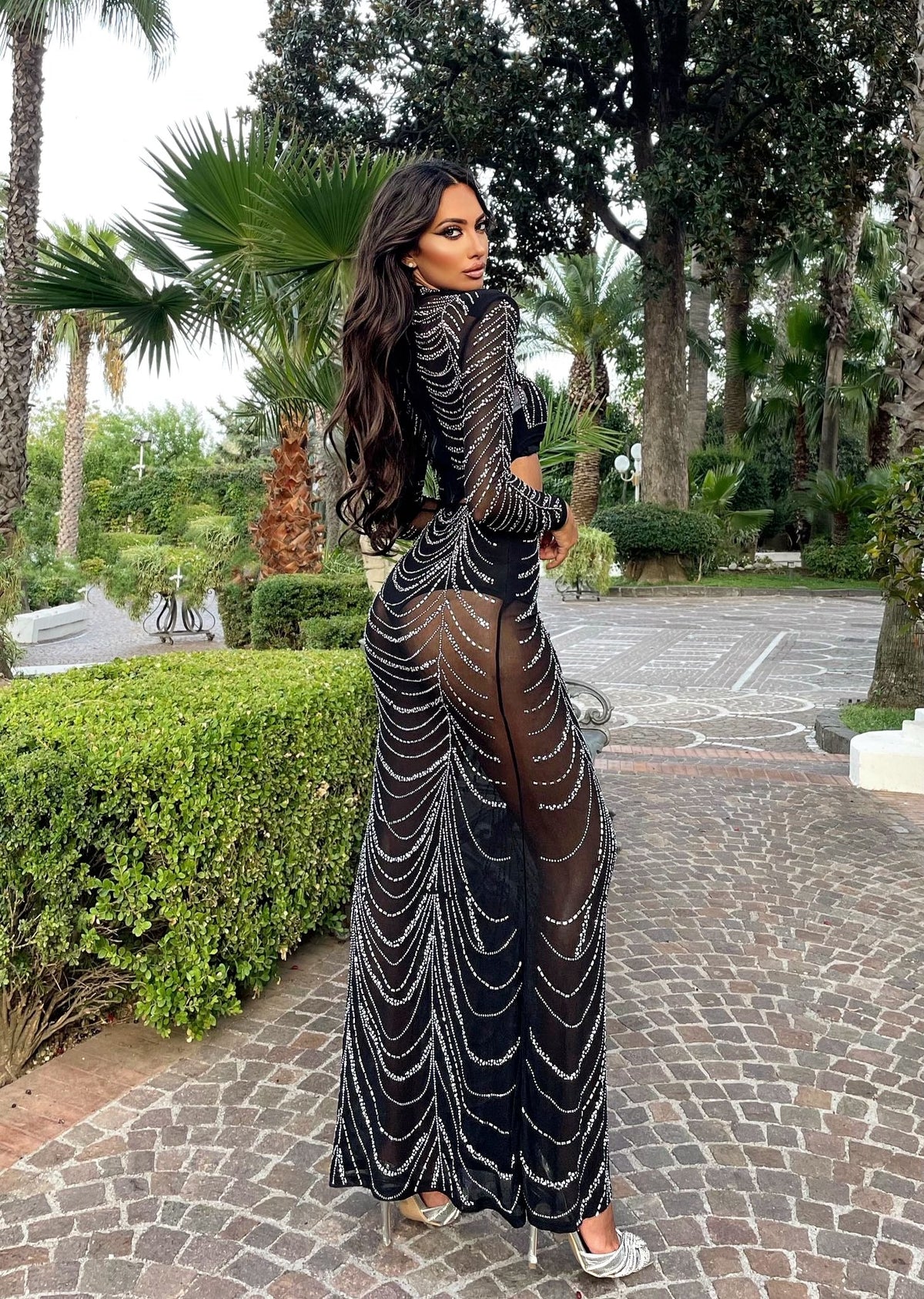 Completo top e gonna con strass